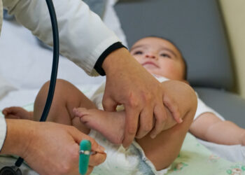 Conoce cómo acceder al control del niño/a sano/a y sus beneficios en el desarrollo psicomotor