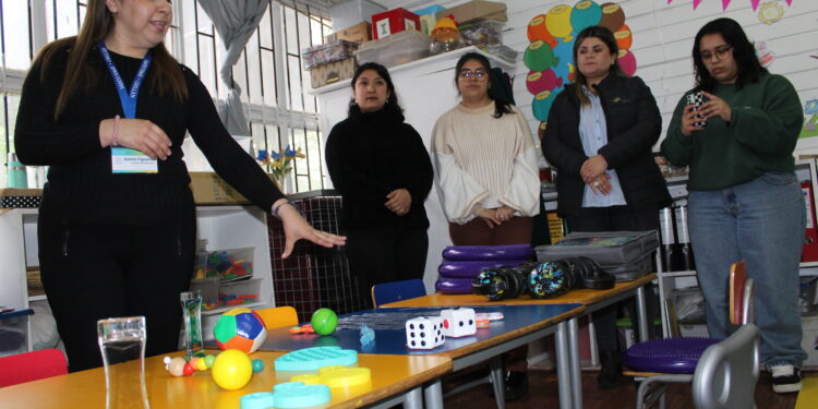 Santo Tomás inauguró un rincón neurocompatible en la Escuela Quilamapu de Chillán