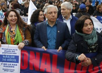 UN POCO DE JUSTICIA, EL 82% DE LAS Y LOS DOCENTES AFECTADOS POR LA DEUDA HISTÓRICA, SE MANIFESTARON “DE ACUERDO” CON LA PROPUESTA DE REPARACIÓN PRESENTADA POR EL GOBIERNO