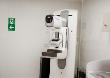 Servicio de Salud Ñuble reitera la importancia de realizarse la mamografía para la detección precoz del cáncer de mama