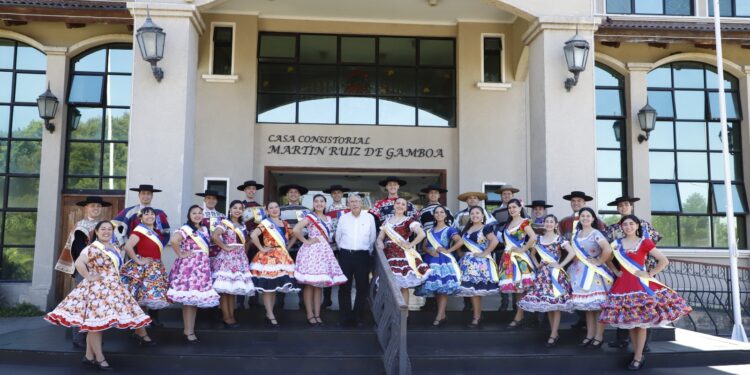 CHILLÁN VIEJO INICIA  VII VERSIÓN DEL CAMPEONATO NACIONAL DE CUECA “HERMANOS O’HIGGINS”