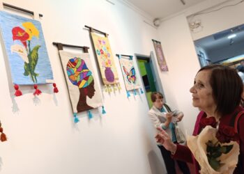 Más de 120 personas participaron de la inauguración de la muestra del Fondart ‘Mujeres Creando Redes’