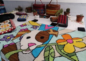 Proyecto Fondart ‘Mujeres Creando Redes’ cierra con atractiva exposición en Escuela Artística de Chillán