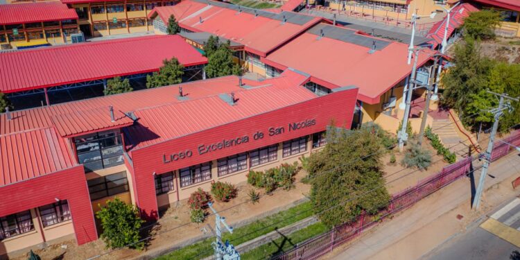 Adjudican conservación del Liceo Bicentenario Polivalente de San Nicolás por $512 millones