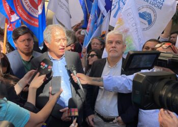 COLEGIO DE PROFESORES: RETROTRAER EL DICTAMEN DE CONFIANZA LEGÍTIMA ES UN GRAVÍSIMO RETROCESO Y LUCHAREMOS  HASTA EL FINAL PARA QUE ESE DERECHO SE RESTITUYA