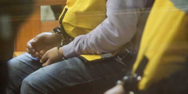 CASO PEDÓFILOS EN CHILLÁN : Teólogo es creador de Red y también abusador de su hijastra.