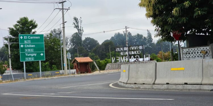 El Carmen: Alcalde Cabezas solicita mejoras viales a la variante de acceso a la comuna