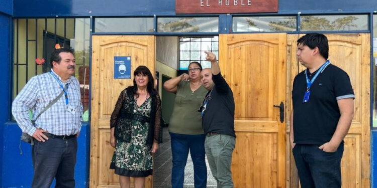 Seremi de Educación, Agricultura y CONAF refuerzan seguridad escolar frente a incendios en zonas rurales.