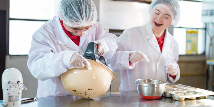 Coanil apoya cumplimiento de Ley de Inclusión Laboral mediante donaciones para proyectos de personas con discapacidad
