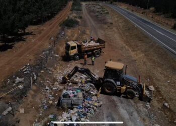 21 TONELADAS DE BASURA RETIRÓ MUNICIPIO CHILLANVEJANO EN SECTOR SANTA ANA