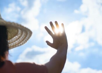 Autoridades de Salud refuerzan el autocuidado y la prevención ante la ola de calor en Ñuble