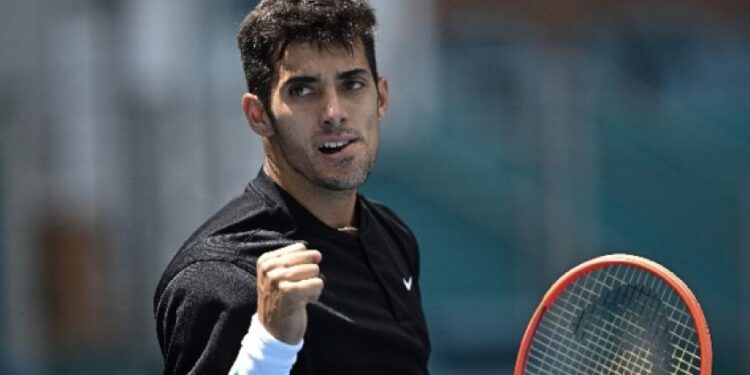 Cristian Garin avanzó en la primera ronda de la qualy del Abierto de Australia
