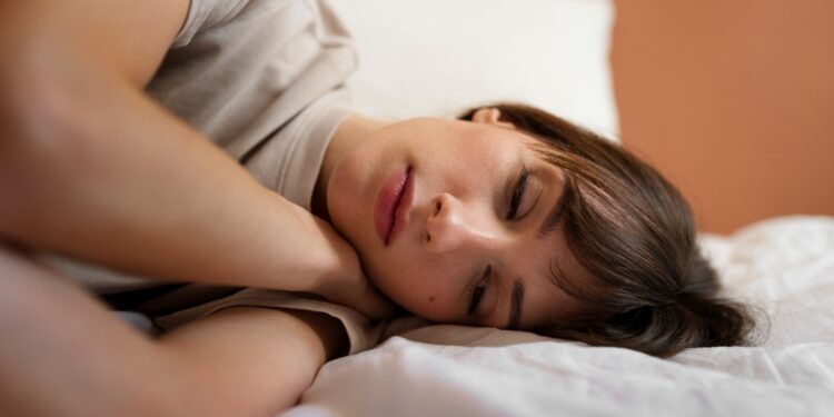 ¿Cómo conciliar el sueño en días de calor extremo?