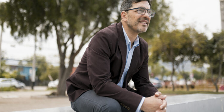 El alcalde de Recoleta, sostuvo que ve “con mucha preocupación” la irrupción de Johannes Kaiser en la carrera presidencial