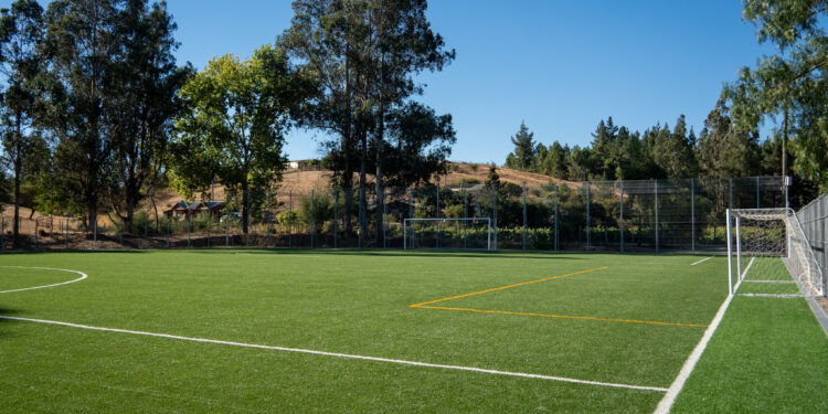 Portezuelo inaugura la cuarta de las 21 Canchas para Ñuble