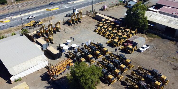 Comienza la entrega de maquinarias para las 21 comunas de Ñuble