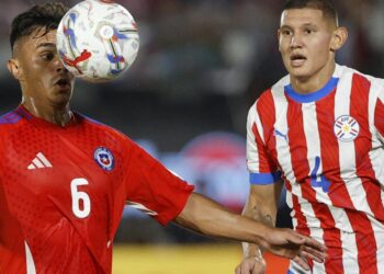 Chile vendió cara su derrota ante Paraguay y queda como exclusivo colista