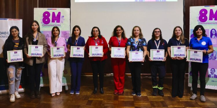 Hospital de Chillán destaca liderazgo y empoderamiento femenino en una nueva conmemoración del Día de la Mujer