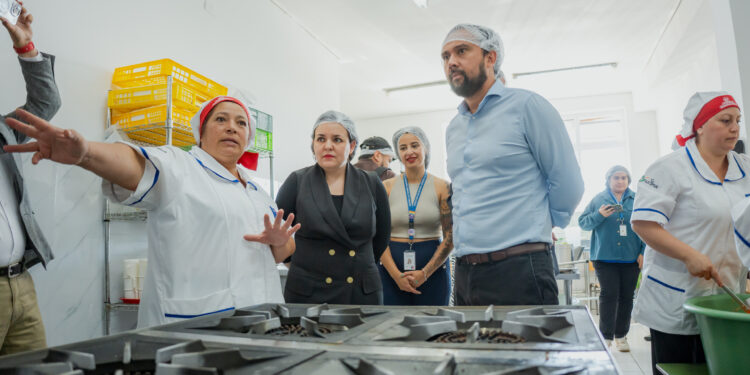 Cuatro cocinas de escuelas y liceos de Quirihue fueron remodeladas
