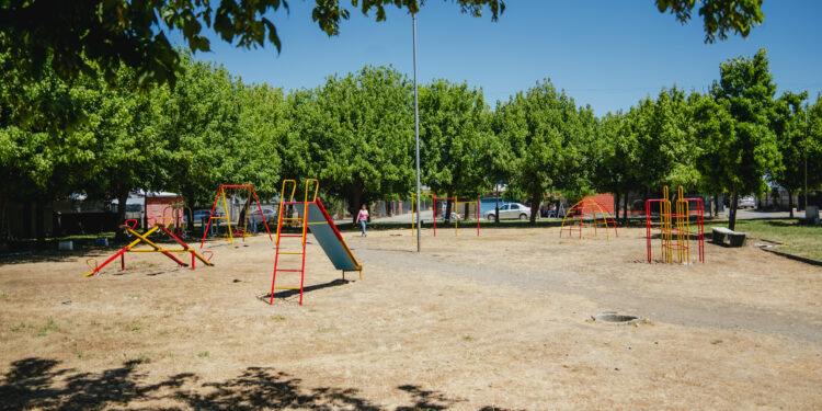 Gobernador Crisóstomo oficia a municipios y servicios públicos para la preservación de áreas verdes en proyectos urbanos