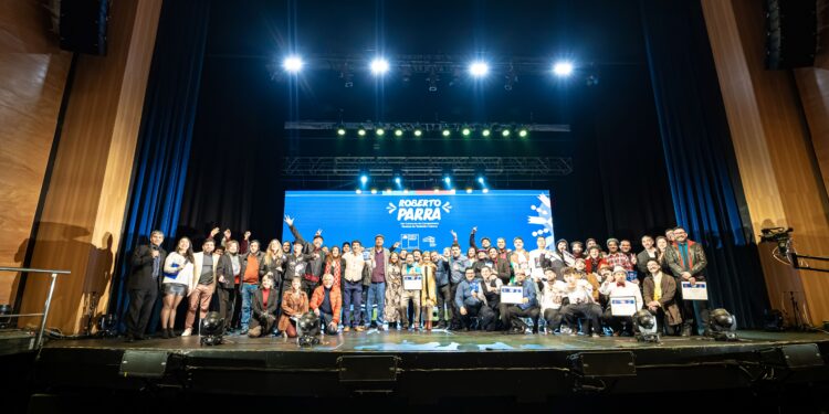 Ministerio de las Culturas abre convocatoria 2025 del Concurso de Composición de Obras Musicales Roberto Parra Sandoval