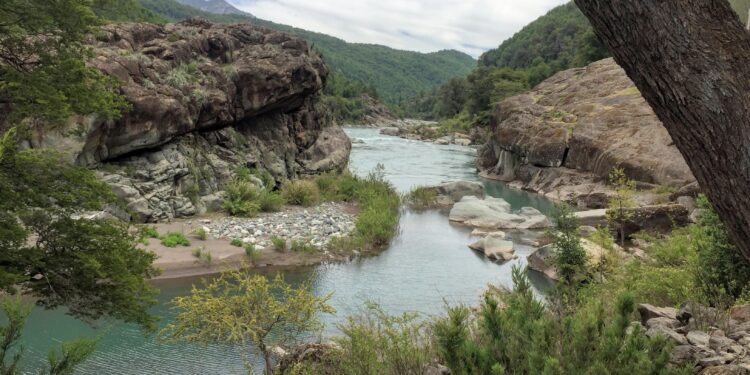 Avanza estudio de la CNR para impulsar la agricultura en San Fabián con aguas del futuro embalse Nueva La Punilla
