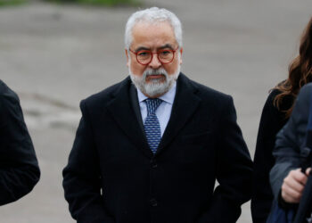 Tras casi siete meses, el abogado Luis Hermosilla salió de la cárcel