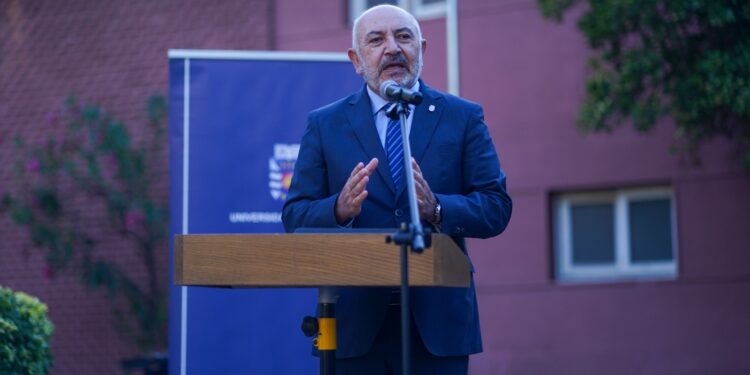 Universidad del Bío-Bío formaliza Declaratoria de Monumento Nacional a Casa May Colvin y Parque de las Esculturas UBB