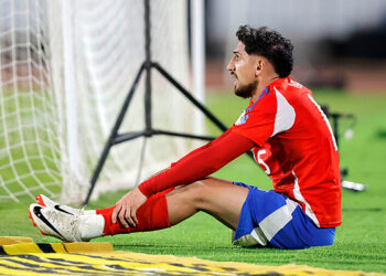 Selección chilena con un pie y medio fuera del mundial tras empatar a cero ante Ecuador