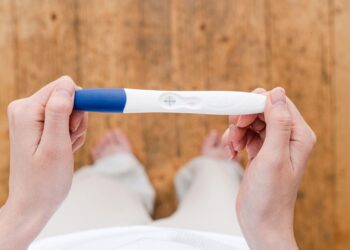 Histórico descenso en la natalidad en Chile plantea desafíos para el futuro