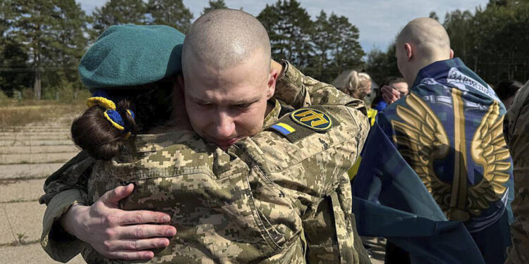 Ucrania aceptó una propuesta estadounidense para un alto el fuego inmediato con Rusia