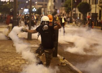Lima en llamas tras olas de Violencia en los últimos años