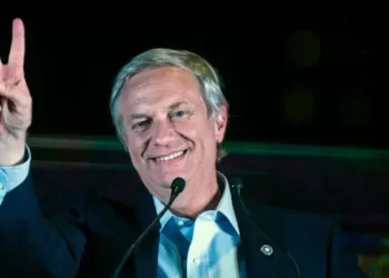 José Antonio Kast, salió a respaldar al excarabinero Claudio Crespo, a propósito de los videos difundidos por Ciper