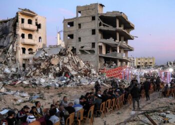 El ministro israelí de Defensa aseguró que continuarán bloqueando el acceso de ayuda humanitaria a la Franja de Gaza