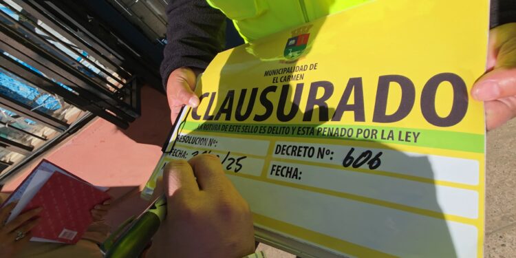 Clausuran local de máquinas de juegos electrónicos en El Carmen