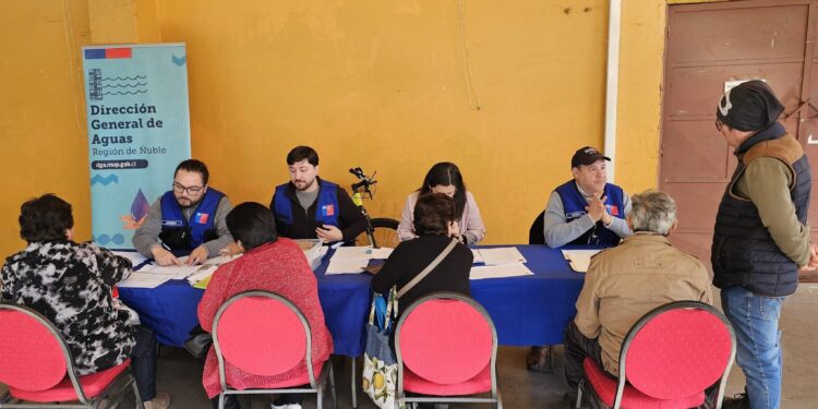 Carmelinos se informan sobre las modificaciones en el Código de Aguas