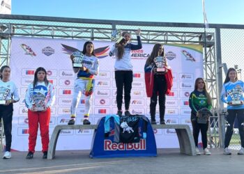Bicicrosista chillaneja se coronó campeona panamericana de BMX