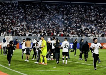 Noche para el olvido en Colo Colo dos personas fallecidas y las penas del infierno podría hacerse sentir