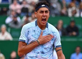 Alejandro Tabilo  Vence a Novak Djokovic  y se mete en octavos de Montecarlo