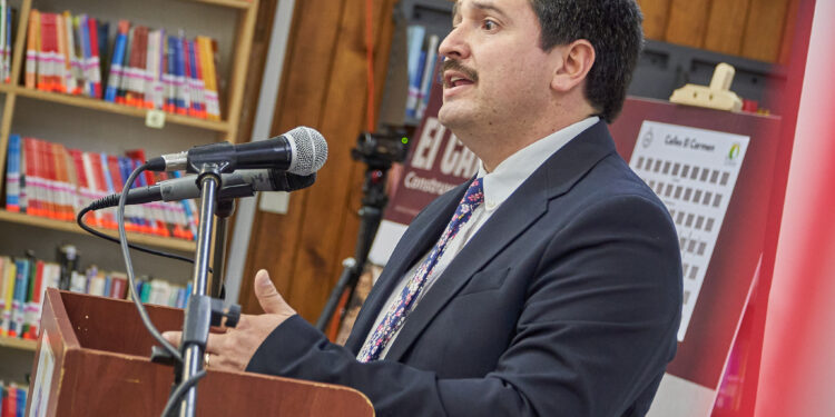 Caso Licencias: Alcalde de El Carmen confirma 20 funcionarios involucrados e instruyó sumario administrativo