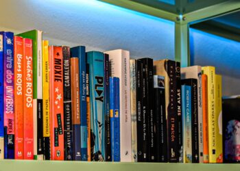 Hojalata supera los mil intercambios de libros en su biblioteca comunitaria