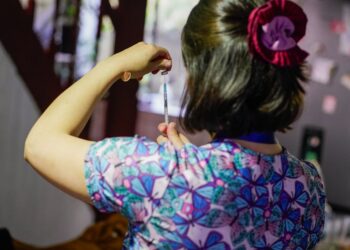 Avance en la Campaña de Vacunación e Inmunización 2025 en Ñuble: 65% de cobertura contra la Influenza y 86% en Nirsevimab