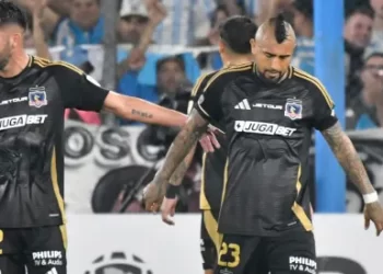 La Humillación que Colo Colo sufrió ante Racing por 4 a 0 trae lamentaciones dirigenciales