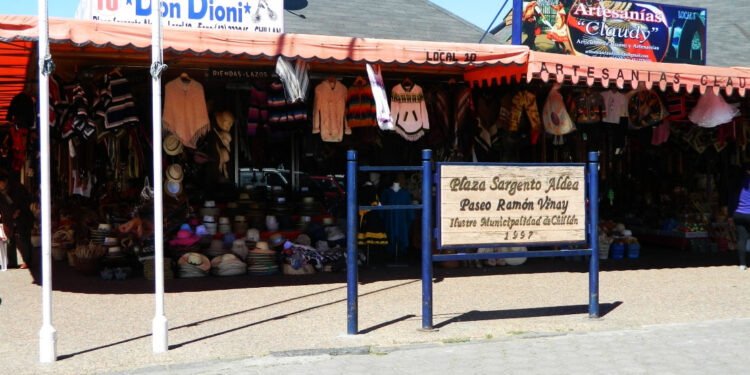 Locatarios claman por seguridad en plaza Sargento Aldea tras delitos
