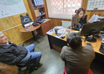 Cortes de luz: Municipalidad de El Carmen asiste a vecinos para ingresar sus reclamos a la SEC