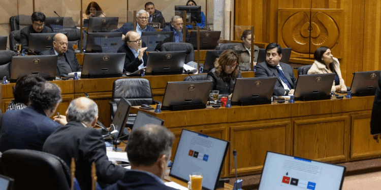 Ley de Permisos Sectoriales es aprobado en el Senado y avanza a tercer trámite legislativo