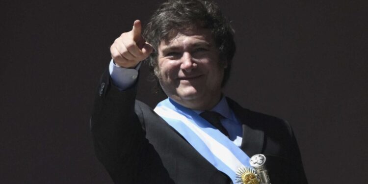 Javier Milei, y ministra de Seguridad Nacional, anunciaron una reforma de la Policía Federal Argentina