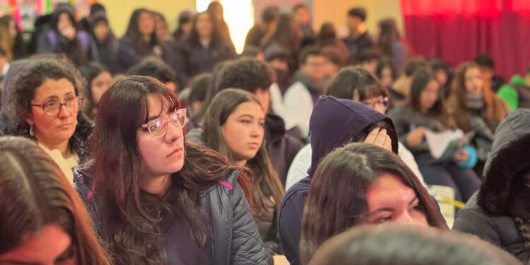 Con diálogos ciudadanos Segegob y Mineduc informan sobre nuevo Financiamiento para la Educación Superior FES