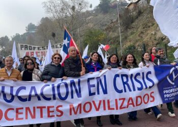 COLEGIO DE PROFESORES POR MEDIDA DE CONTRALORA QUE PRETENDE CASTIGAR LAS MOVILIZACIONES: “JAMÁS NOS VAMOS A RENDIR”.