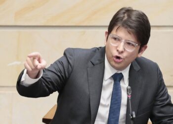 La familia del precandidato presidencial de Colombia  presentó una denuncia penal contra la Unidad Nacional de Protección